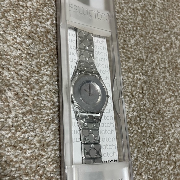 Swatch silver watch - Picture 1 of 6